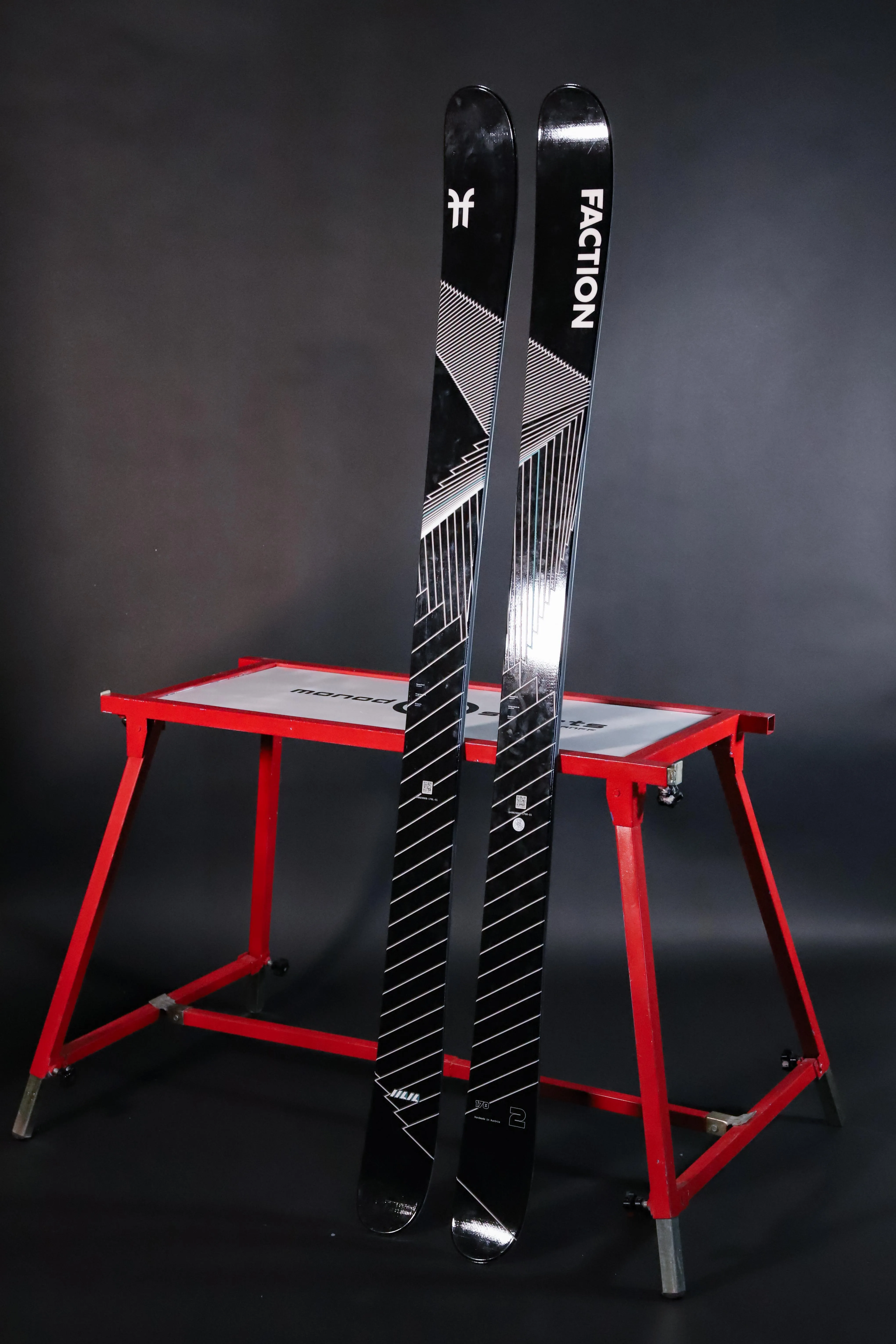 Mana 2 Skis 2024