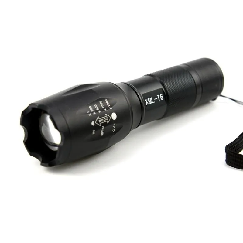 Outdoor LED Rechargeable Flashlight